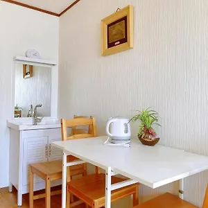 Nippori Nishi-tengachaya Guesthouse西天下茶屋アパートメント 大阪